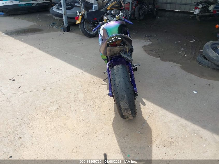 2004 SUZUKI GSX-R600 K - JS1GN7CAX42106635