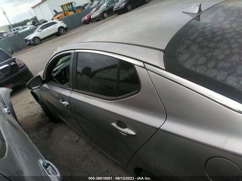 2013 KIA OPTIMA LX - 5XXGM4A72DG193438