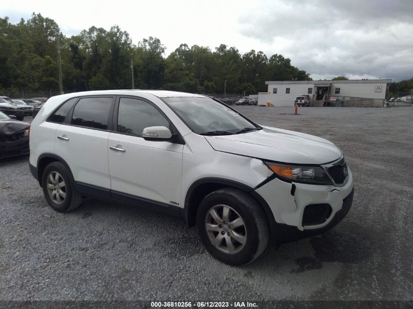 2013 KIA SORENTO LX - 5XYKTCA60DG324330