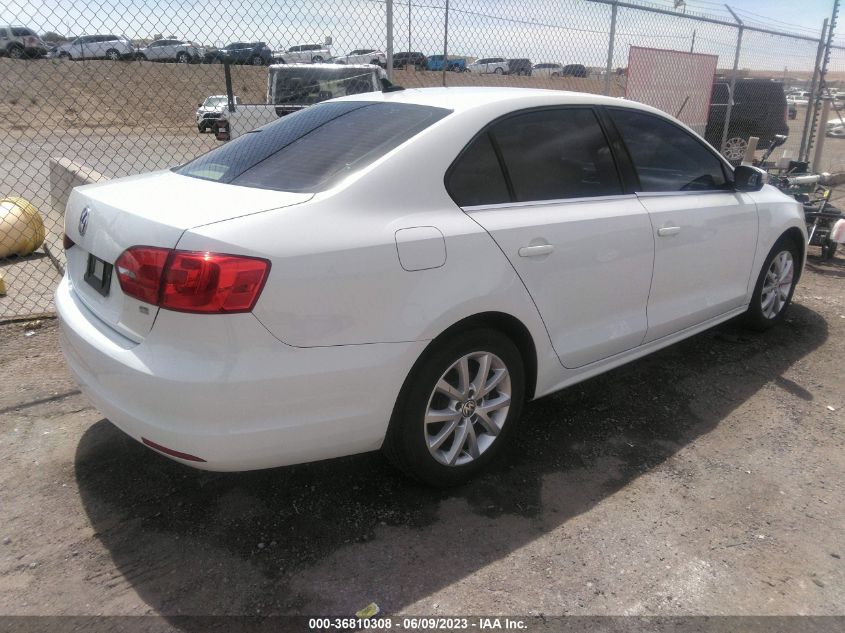 2014 VOLKSWAGEN JETTA SEDAN SE W/CONNECTIVITY/SUNROOF - 3VWD07AJ7EM427856