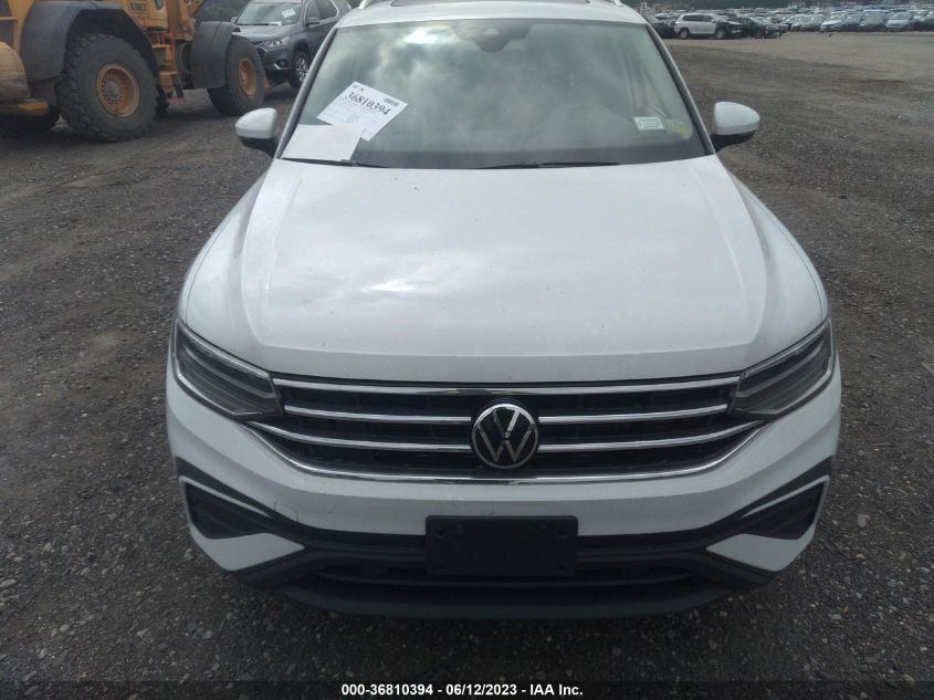 2022 VOLKSWAGEN TIGUAN SE - 3VV2B7AX2NM175511