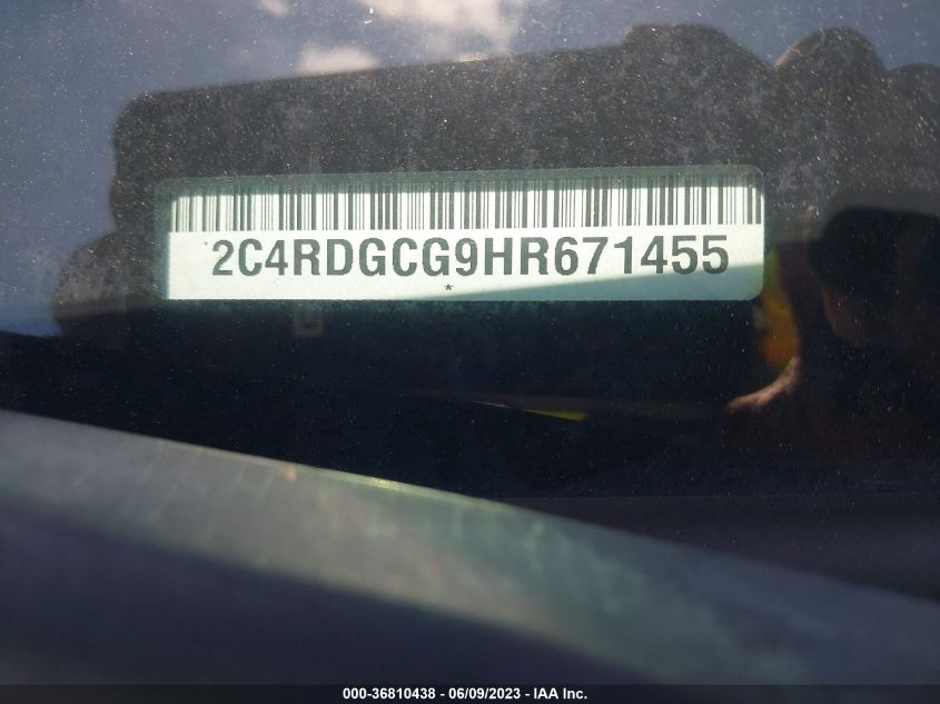 2017 DODGE GRAND CARAVAN SXT - 2C4RDGCG9HR671455