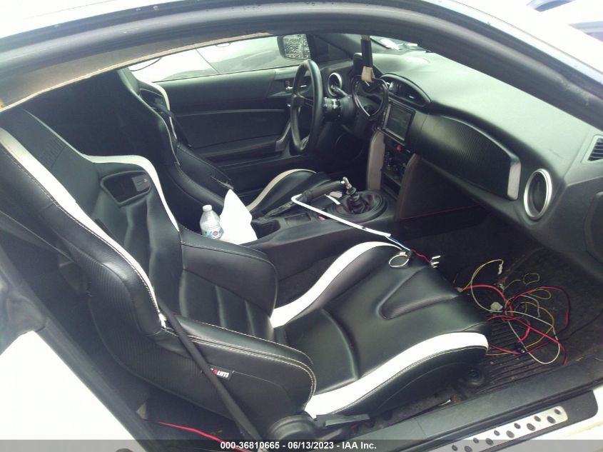 2014 TOYOTA SCION FR-S JF1ZNAA16E9703231
