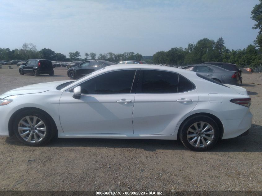 2018 TOYOTA CAMRY L/LE/XLE/SE/XSE - 4T1B11HK2JU036389