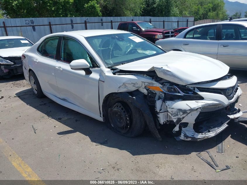 2020 TOYOTA CAMRY LE - 4T1L31AK4L4015880
