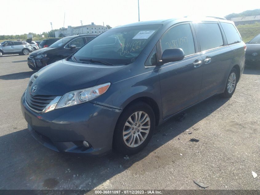 5TDYK3DC7ES459081 2014 TOYOTA SIENNA, photo no. 2