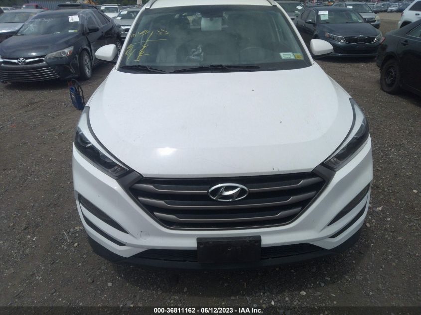 2016 HYUNDAI TUCSON SE - KM8J3CA46GU163958