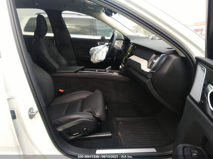 2022 VOLVO XC60 INSCRIPTION VIN: YV4L12DL5N1064169