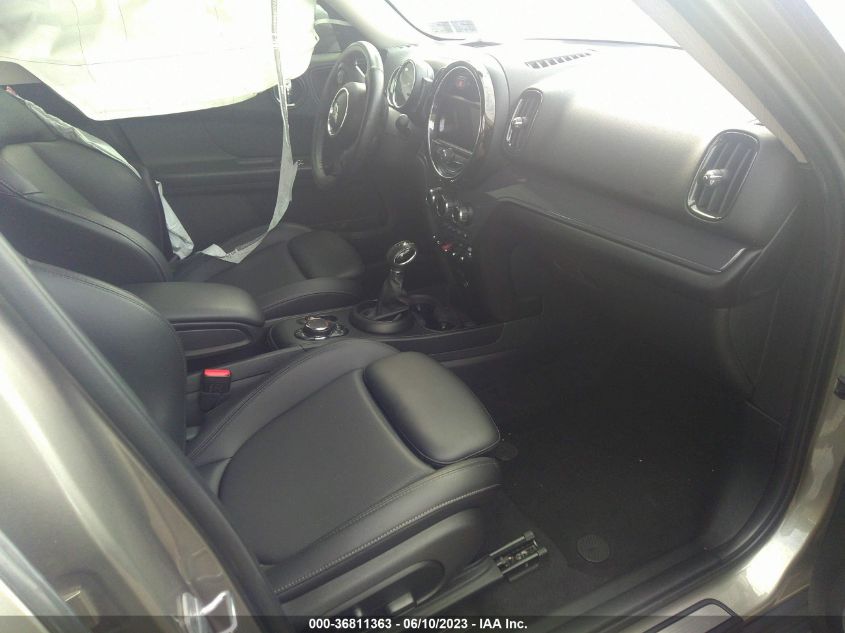 2018 MINI COUNTRYMAN COOPER WMZYV5C30J3E04829