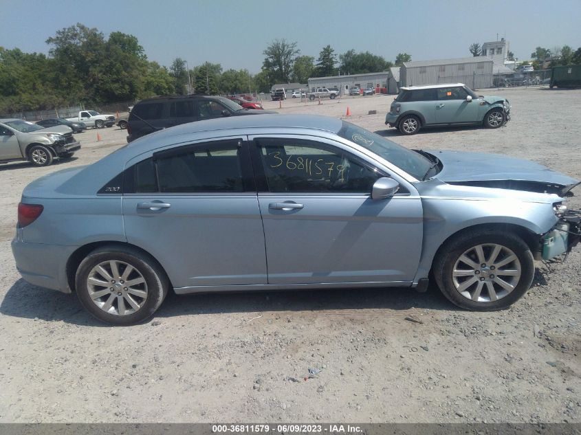 2013 CHRYSLER 200 TOURING - 1C3CCBBB5DN688993