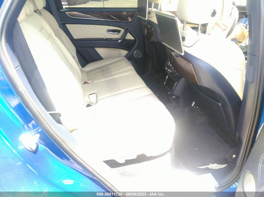 2017 BENTLEY BENTAYGA - SJAAC2ZV6HC014258