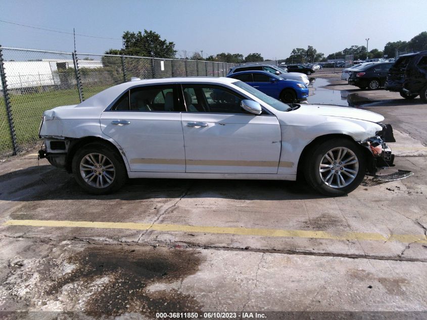 2016 CHRYSLER 300 300C - 2C3CCAEG6GH216588