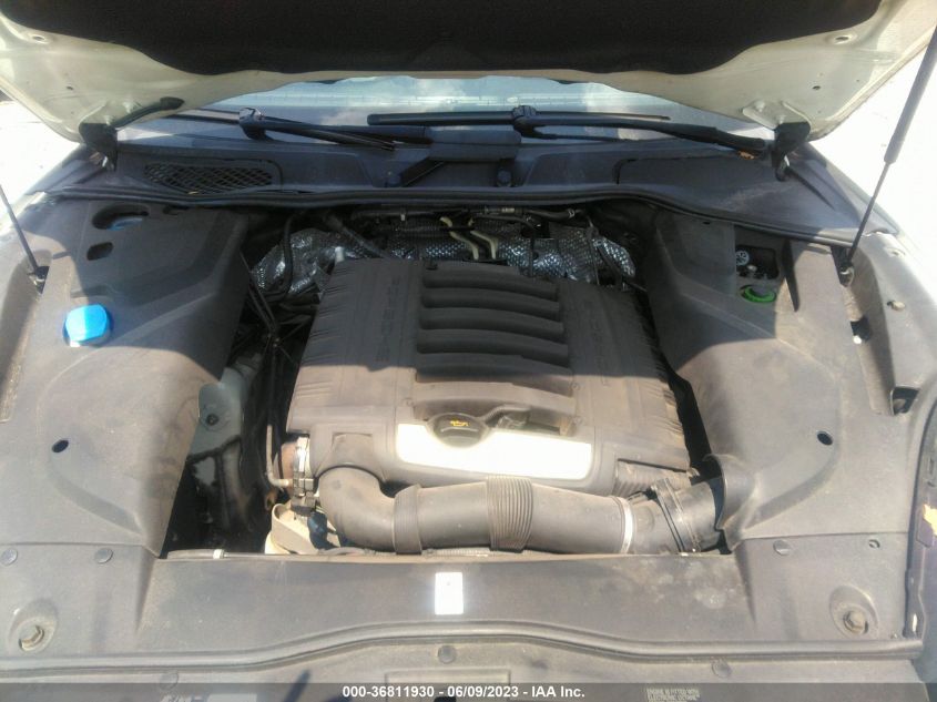 2016 PORSCHE CAYENNE - WP1AA2A25GKA15197