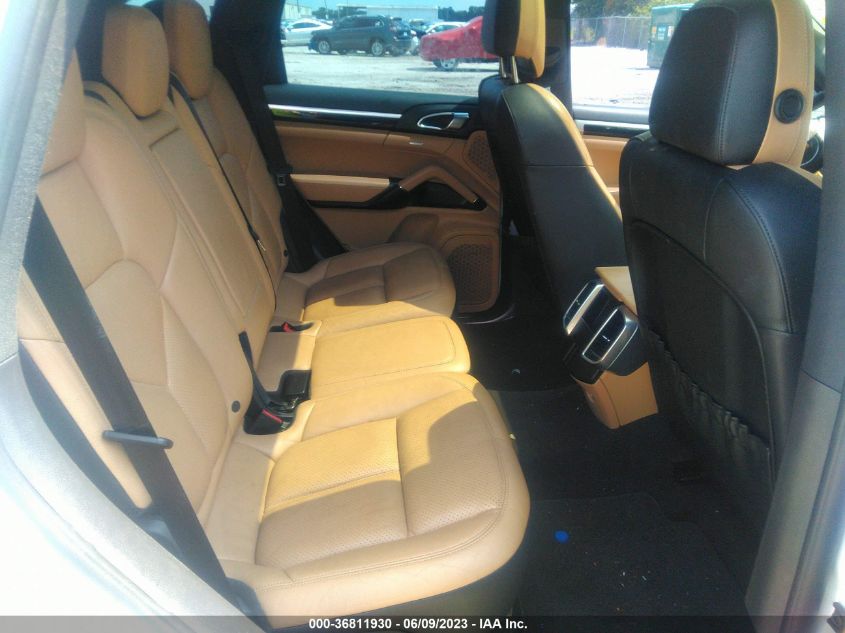 2016 PORSCHE CAYENNE - WP1AA2A25GKA15197