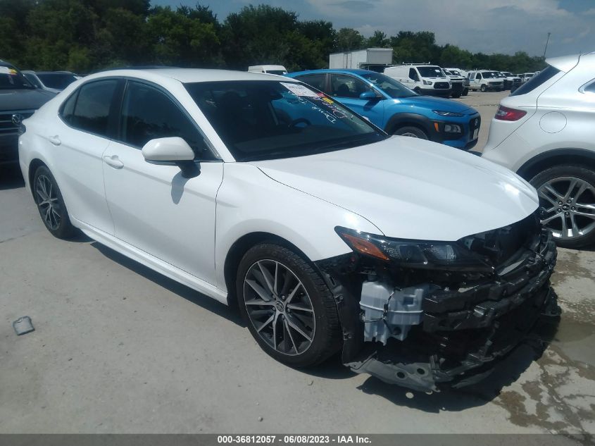 2022 TOYOTA CAMRY SE - 4T1G11AK0NU643896