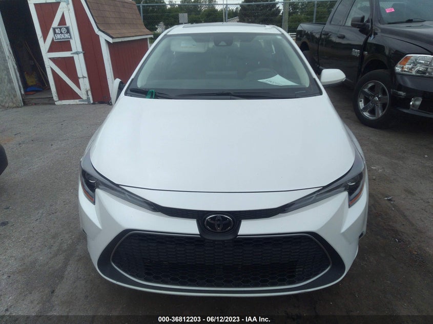 VIN 5YFFPMAE5MP268903 2021 TOYOTA COROLLA XLE