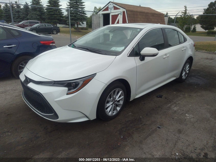 VIN 5YFFPMAE5MP268903 2021 TOYOTA COROLLA XLE