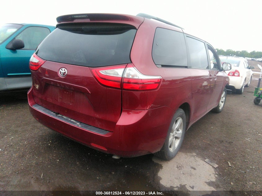 VIN 5TDKZ3DCXHS895557 2017 TOYOTA SIENNA LE