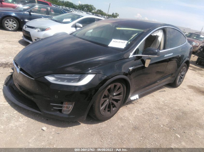 2017 TESLA MODEL X 90D/75D/100D - 5YJXCBE25HF054256