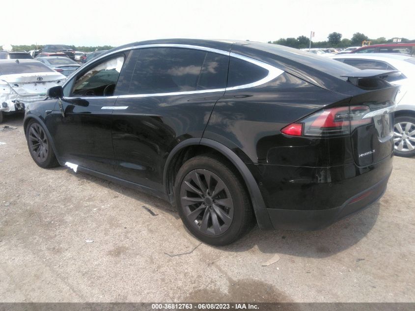 2017 TESLA MODEL X 90D/75D/100D - 5YJXCBE25HF054256