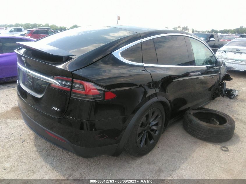 2017 TESLA MODEL X 90D/75D/100D - 5YJXCBE25HF054256