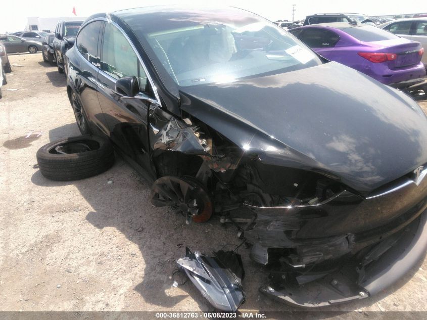 2017 TESLA MODEL X 90D/75D/100D - 5YJXCBE25HF054256