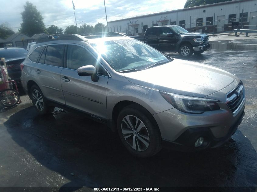 2018 SUBARU OUTBACK LIMITED - 4S4BSENC3J3362015