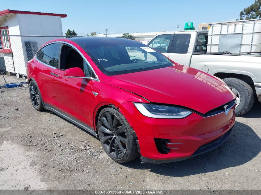 5YJXCAE29JF119884 TESLA MODEL X 75D/100D/P100D 2018
