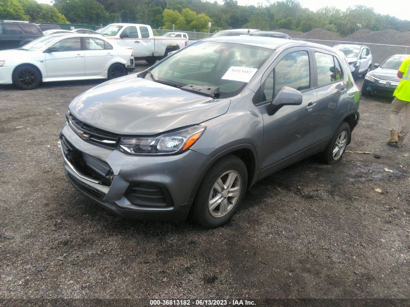 3GNCJNSB7LL304088 Chevrolet Trax LS 2