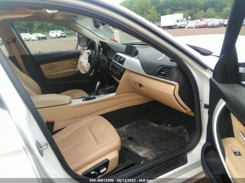 2017 BMW 3 SERIES 320I XDRIVE - WBA8E5G59HNU42208