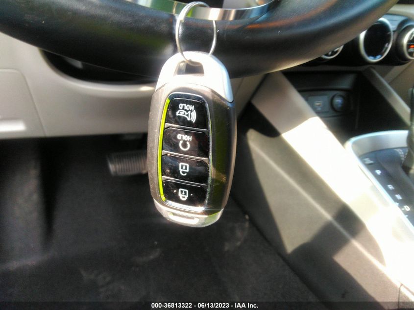 2021 HYUNDAI VENUE SEL - KMHRC8A36MU127481