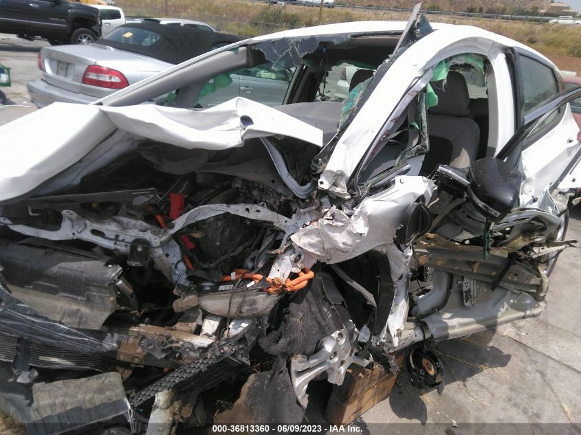 2021 CHEVROLET BOLT EV LT - 1G1FY6S03M4105237