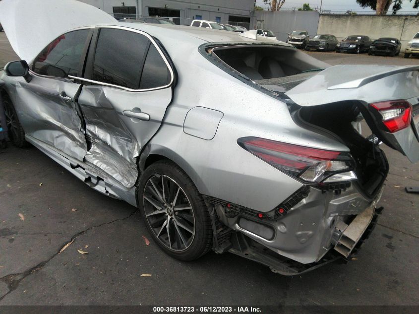 2021 TOYOTA CAMRY SE - 4T1G11AK4MU556792