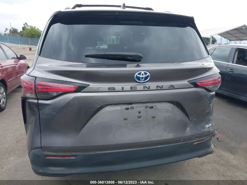 2022 TOYOTA SIENNA XLE - 5TDJRKEC0NS110558