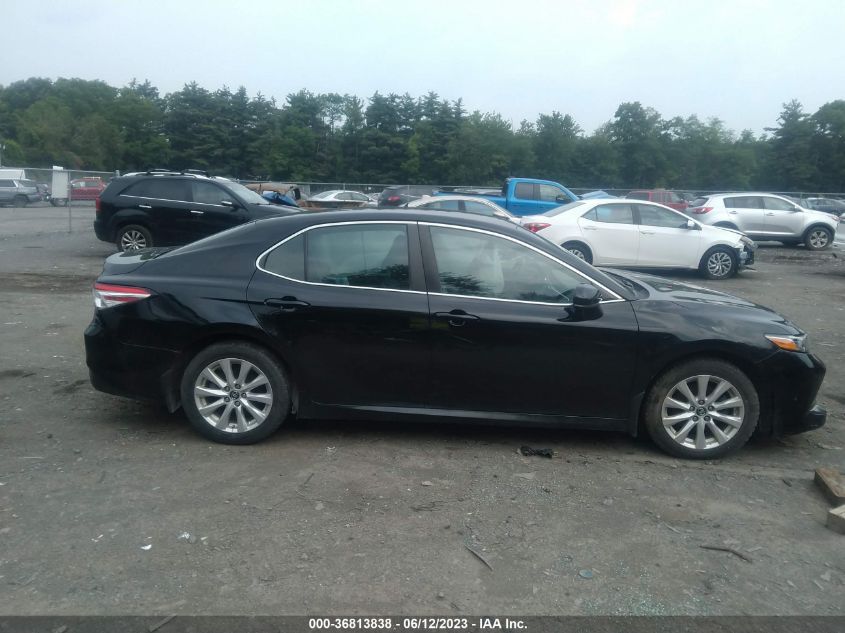 2018 TOYOTA CAMRY LE - 4T1B11HK5JU671042