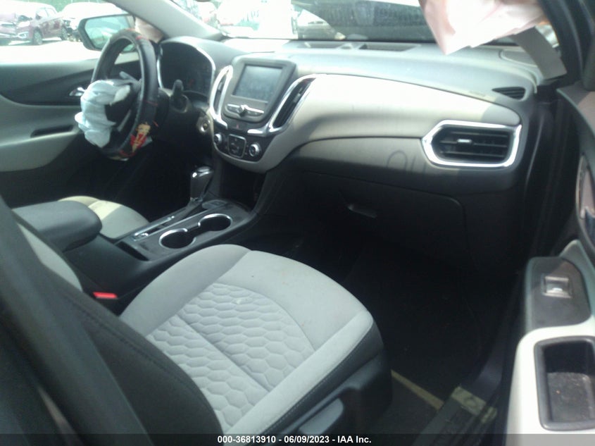 VIN 2GNAXREVXJ6132840 2018 CHEVROLET EQUINOX LS
