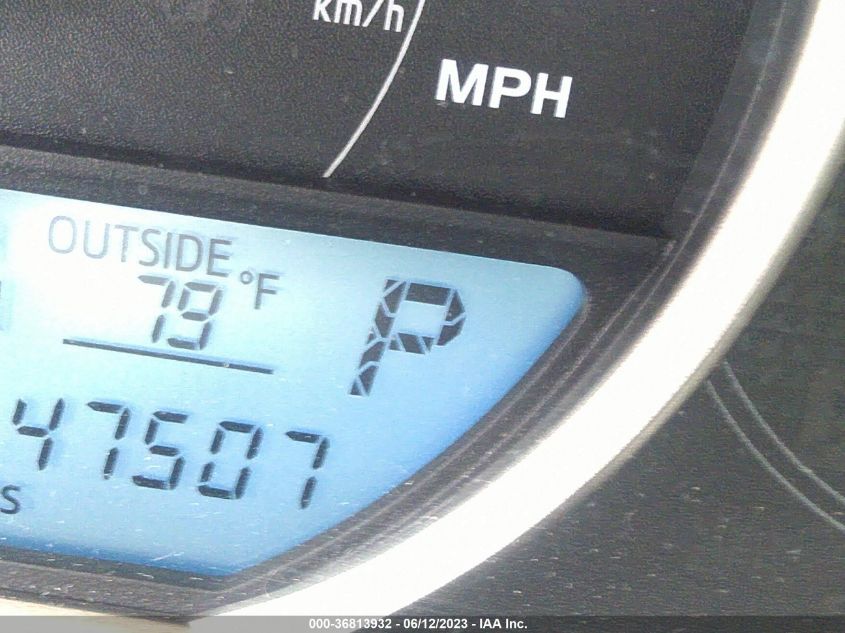 2015 TOYOTA RAV4 XLE - 2T3RFREV1FW374314
