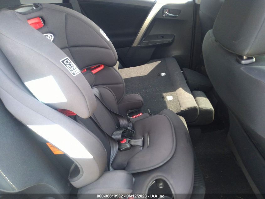 2015 TOYOTA RAV4 XLE - 2T3RFREV1FW374314