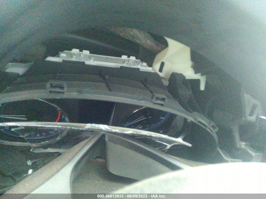 2017 TOYOTA COROLLA SE - 5YFBURHE3HP612082