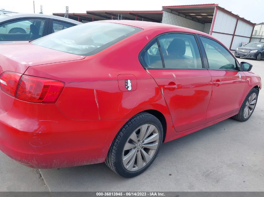 2013 VOLKSWAGEN JETTA SEDAN S - 3VW2K7AJ3DM404395