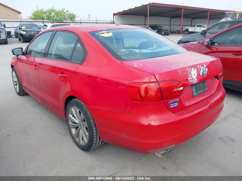 2013 VOLKSWAGEN JETTA SEDAN S - 3VW2K7AJ3DM404395