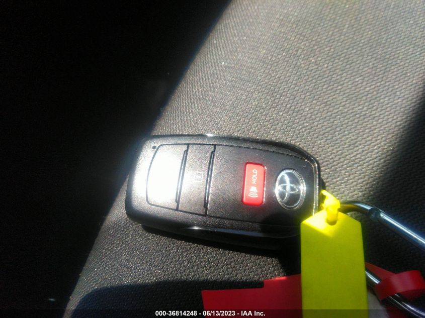 2022 TOYOTA COROLLA CROSS LE - 7MUCAABG1NV019175