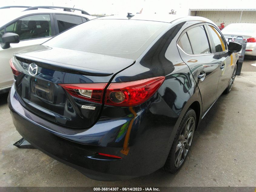 2018 MAZDA MAZDA3 4-DOOR TOURING - 3MZBN1V36JM239003