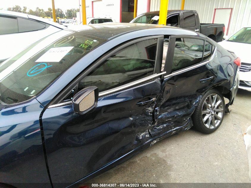 2018 MAZDA MAZDA3 4-DOOR TOURING - 3MZBN1V36JM239003