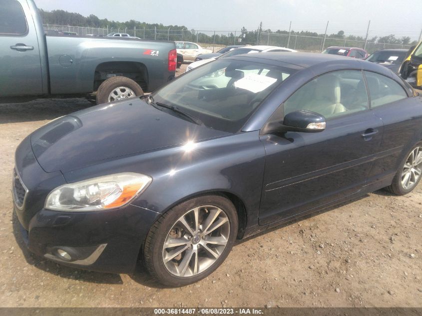 2013 VOLVO C70 T5 YV1672MC7DJ136352