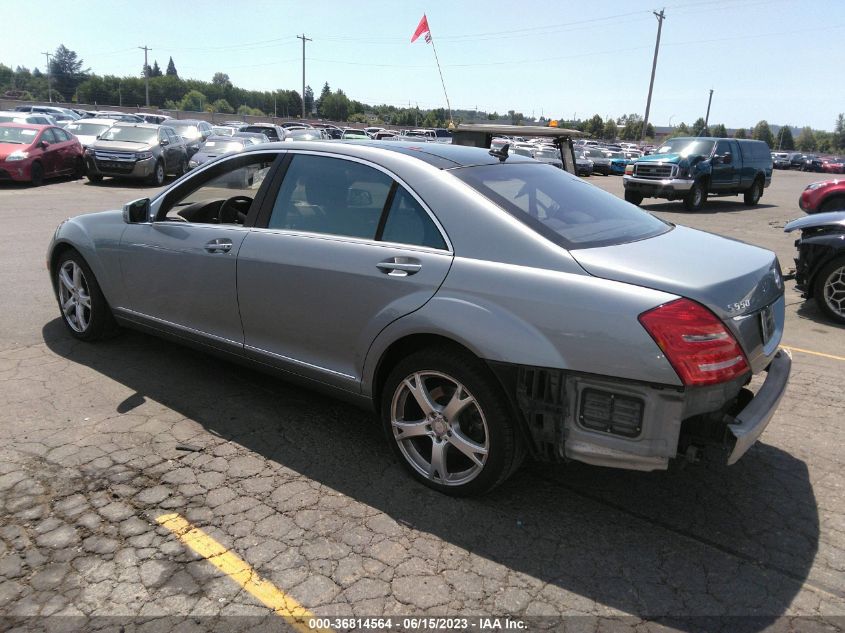 2013 MERCEDES-BENZ S-CLASS S 550 - WDDNG9EB1DA535456