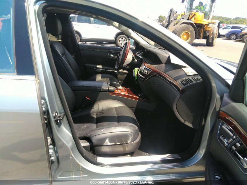 2013 MERCEDES-BENZ S-CLASS S 550 - WDDNG9EB1DA535456