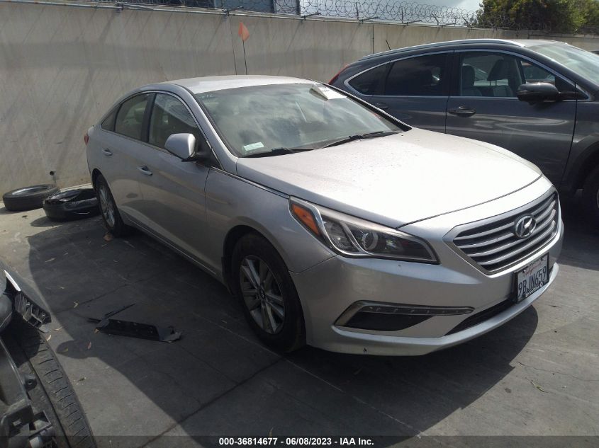 2015 HYUNDAI SONATA SE - 5NPE24AF3FH168043