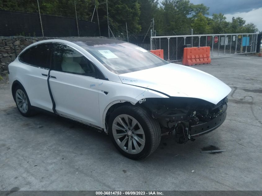 5YJXCBE20JF119939 TESLA MODEL X 75D/100D/P100D 2018