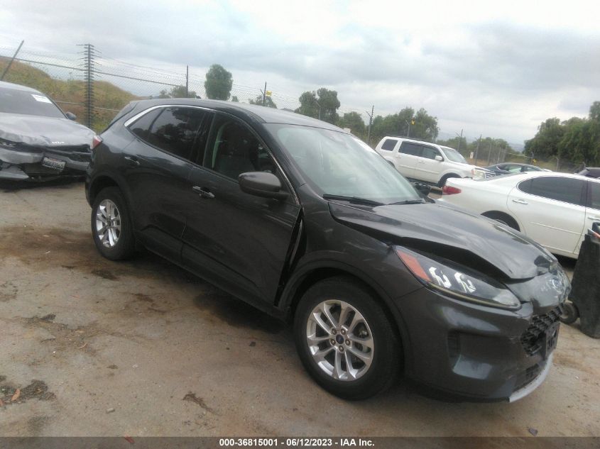 2020 FORD ESCAPE SE - 1FMCU0G61LUA86245